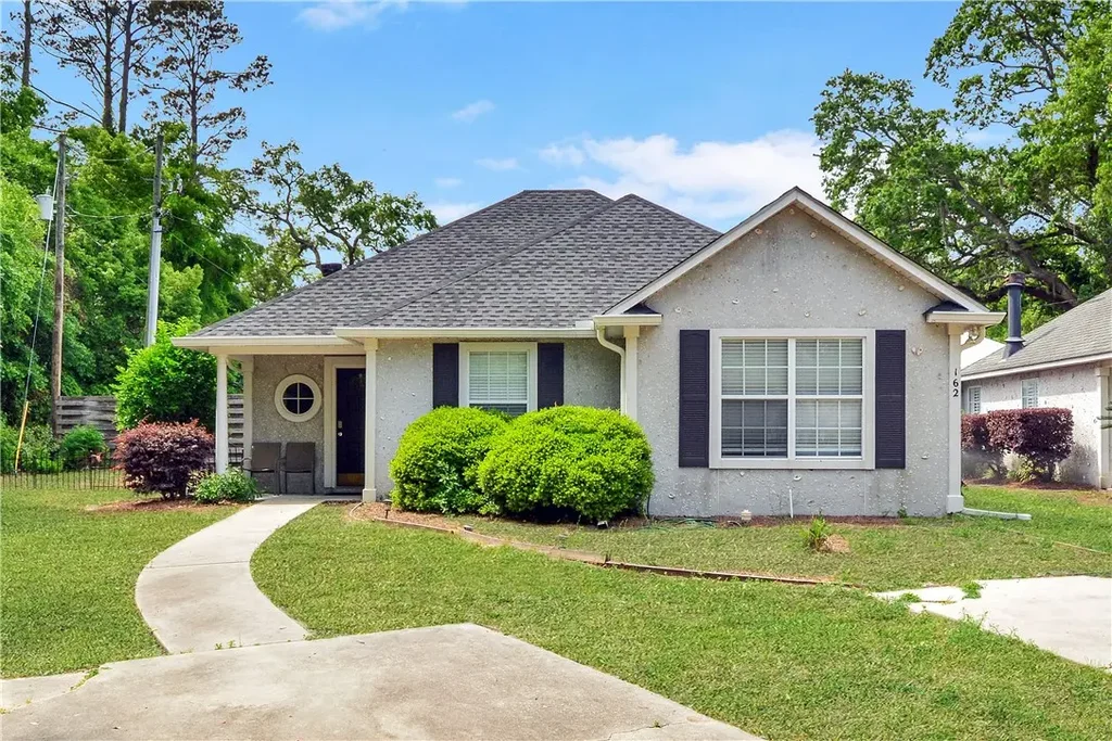 162 Toluca Lane, St Simons Island