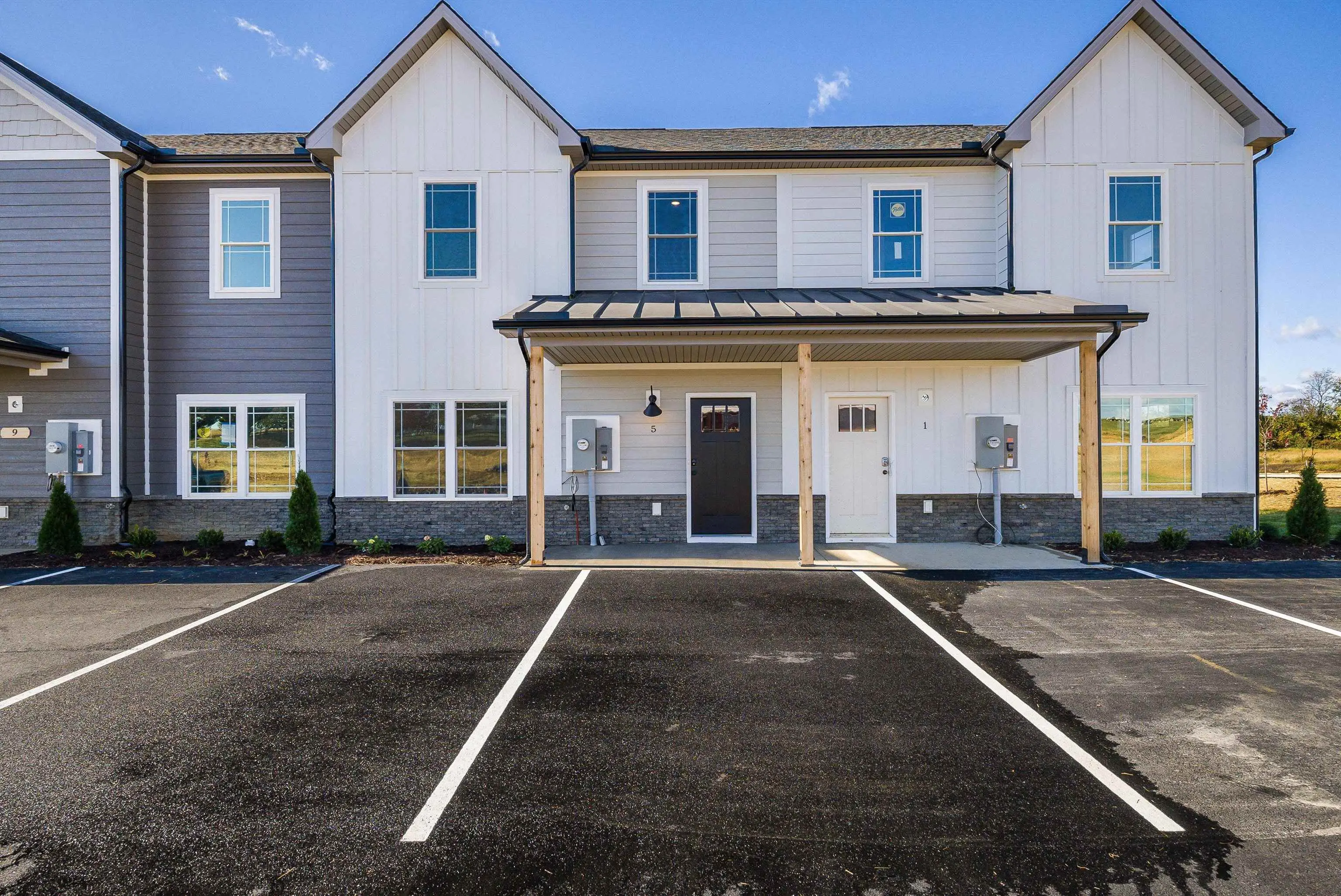5 Barnyard Cir, Bridgewater