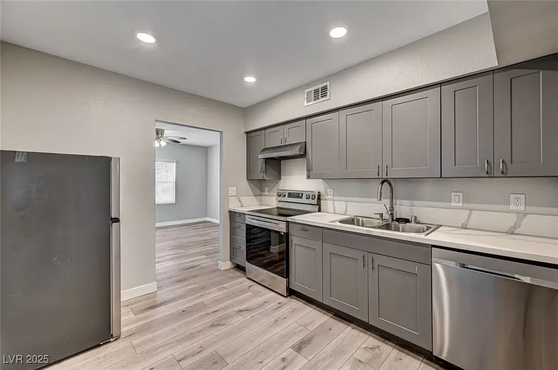 Photo of Listing #2679163