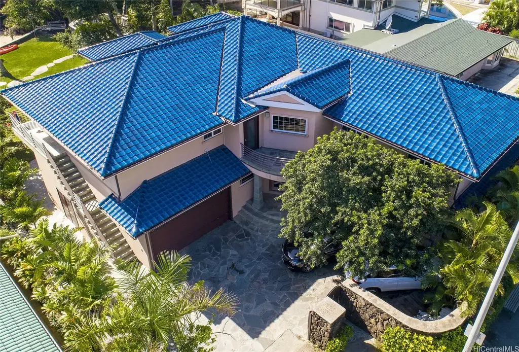 5789 Kalanianaole Highway, Honolulu