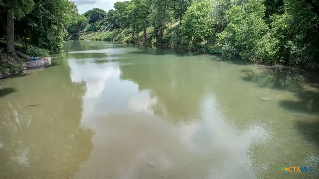 945 Gruene Place Drive, New Braunfels