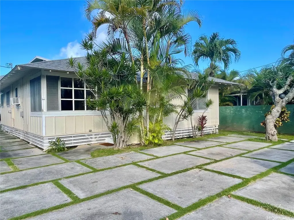 256 Maluniu Avenue, Kailua