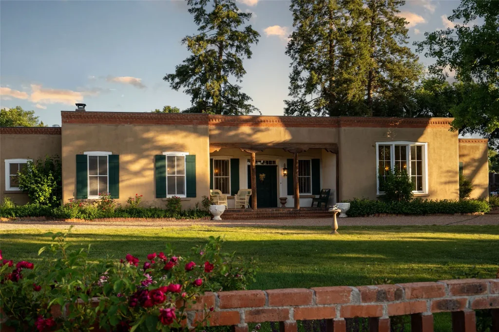 614 Acequia Madre, Santa Fe