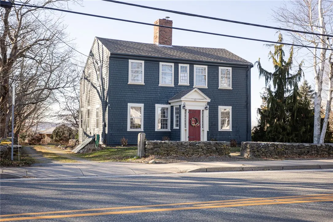 24 Bristol Ferry Rd, Portsmouth