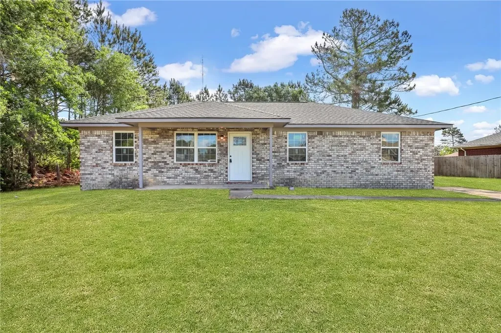 30 Cypress Cove Ne, Ludowici