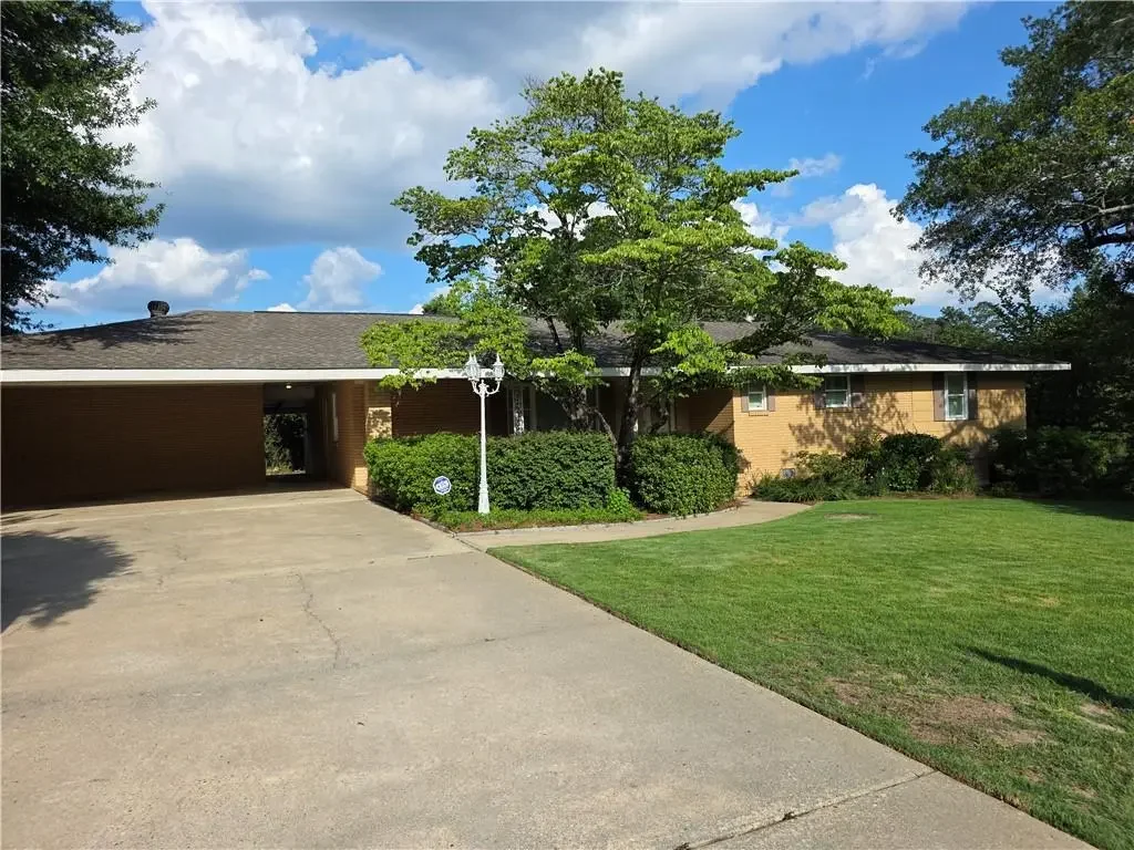 3904 26th Avenue, Phenix City