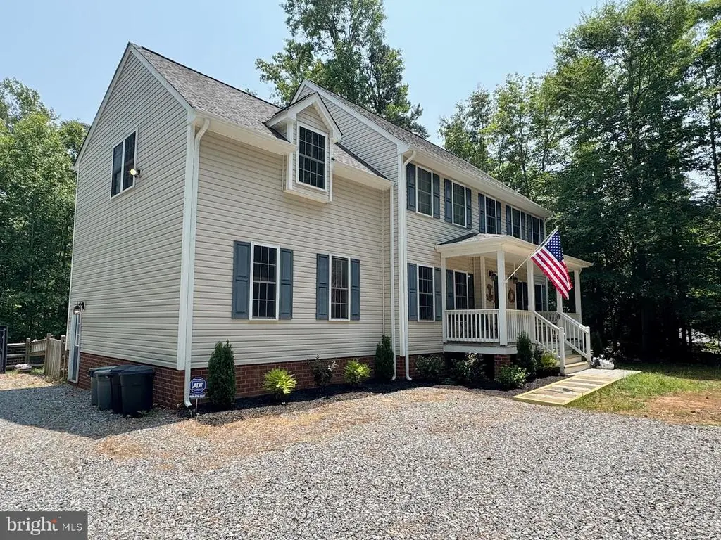 100 Hemlock Ln, Mineral