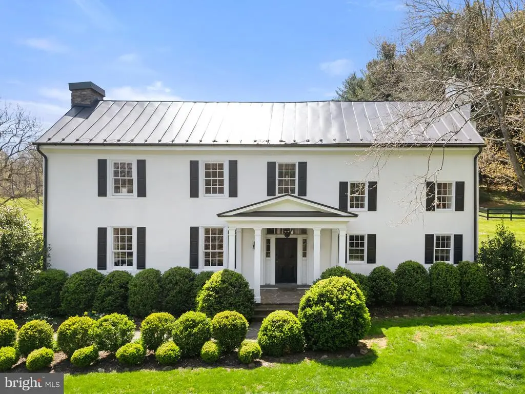 10157 John S Mosby Hwy, Upperville