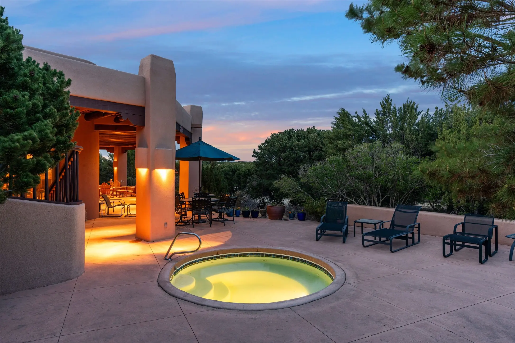 71 Sierra Rosa Loop, Santa Fe