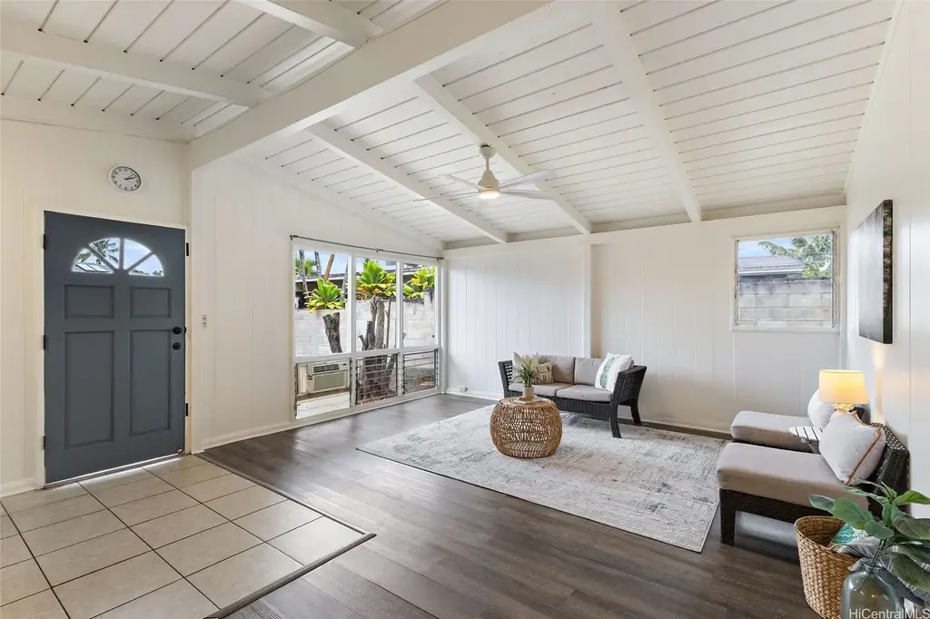 2317 Akiki Place, Pearl City