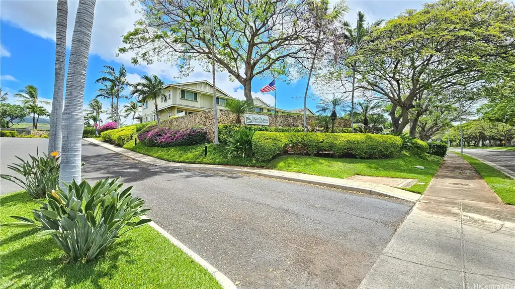 92-1490 Aliinui Drive # 803, Kapolei