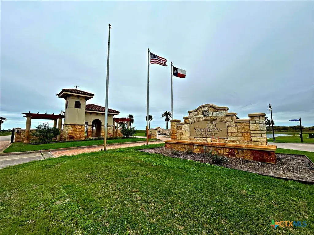 Lot 252 W Burgundy, Port O'Connor