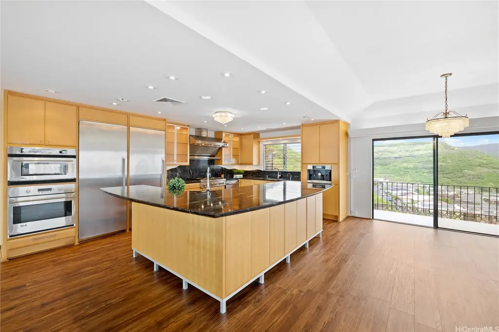 941 Aliamanu Place, Honolulu
