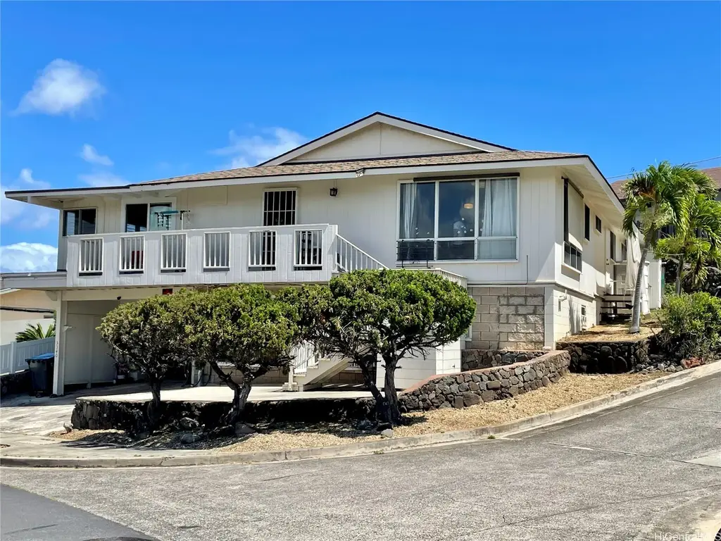 3340 Ala Laulani Street, Honolulu