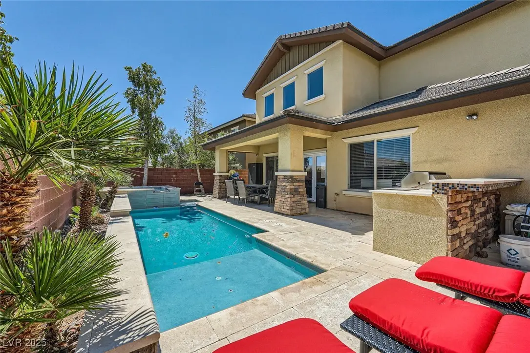 Photo of Listing #2681854