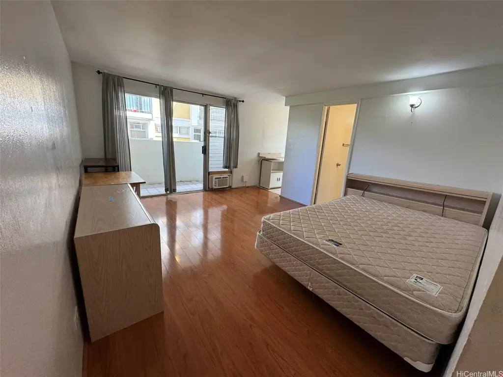 2463 Kuhio Avenue # 503, Honolulu
