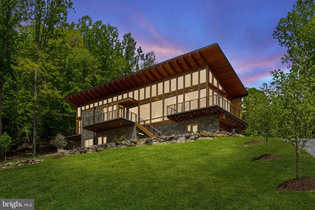 559 Bessie Bell Mountain Rd, Castleton