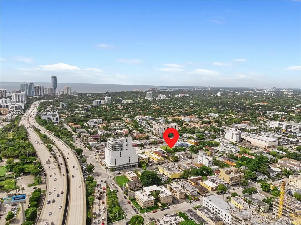 471 & 719 Sw 8th St & 5th Av, Miami