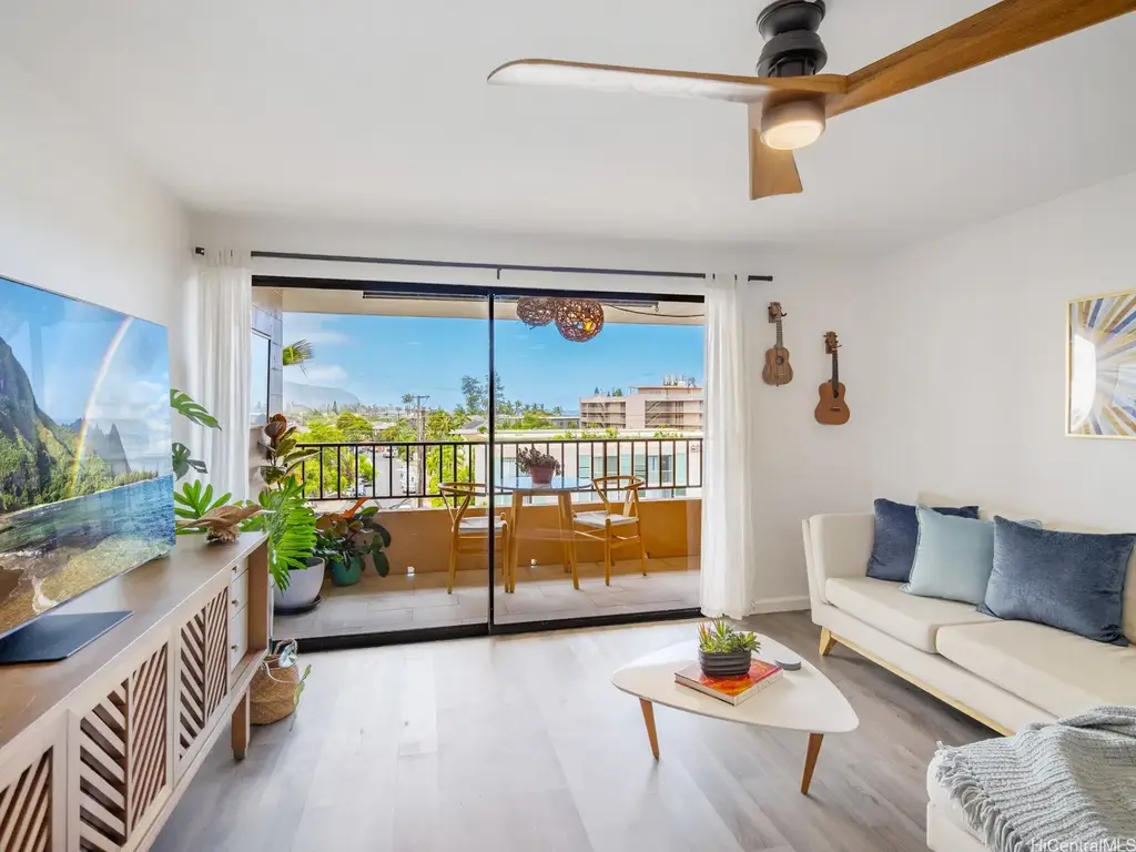68-024 Apuhihi Street # W511, Waialua
