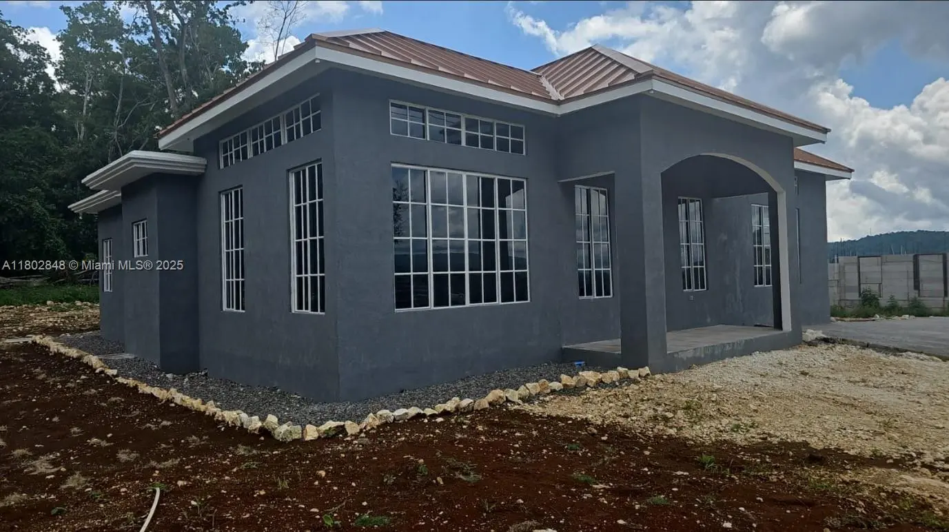 Photo of Listing #A11802848