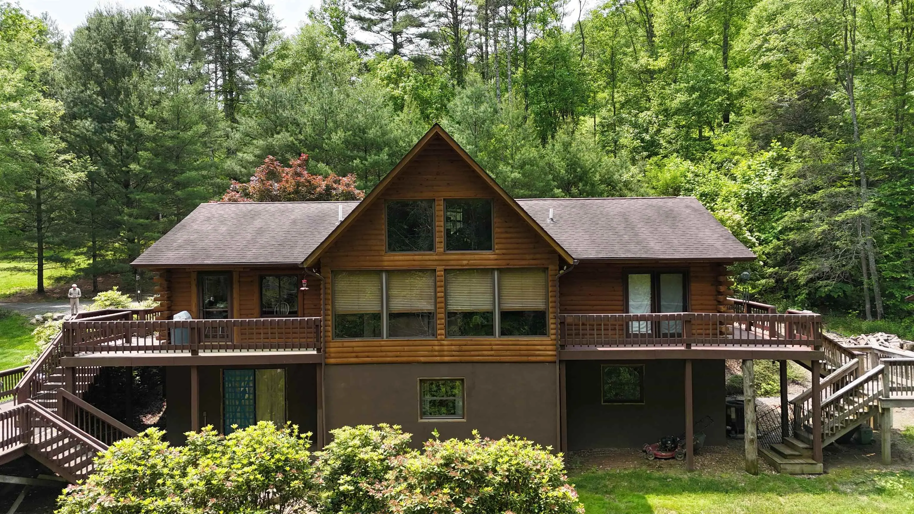 178 Trails End Ln, Warm Springs