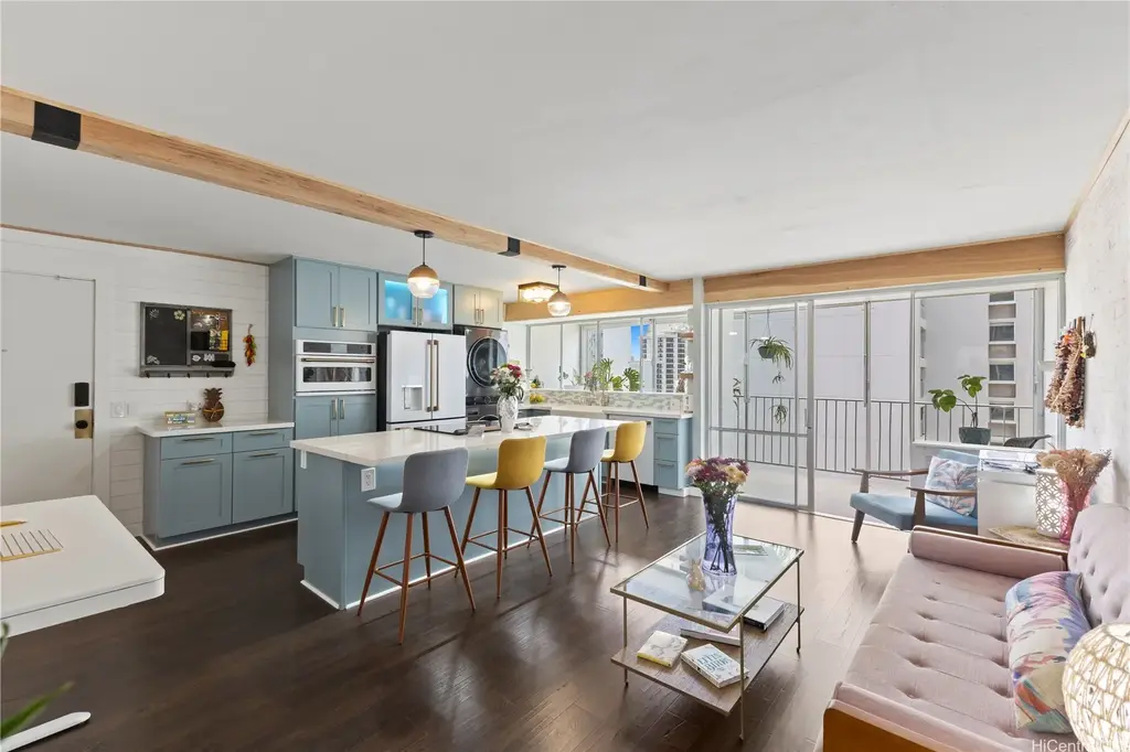 419 Keoniana Street # 1003, Honolulu