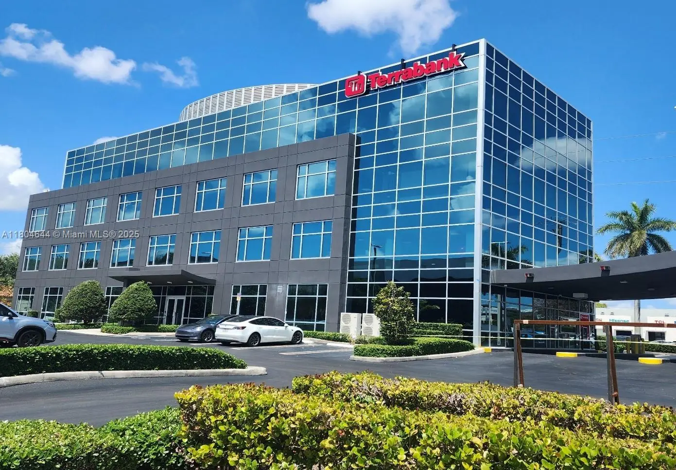 Photo of Listing #A11804644