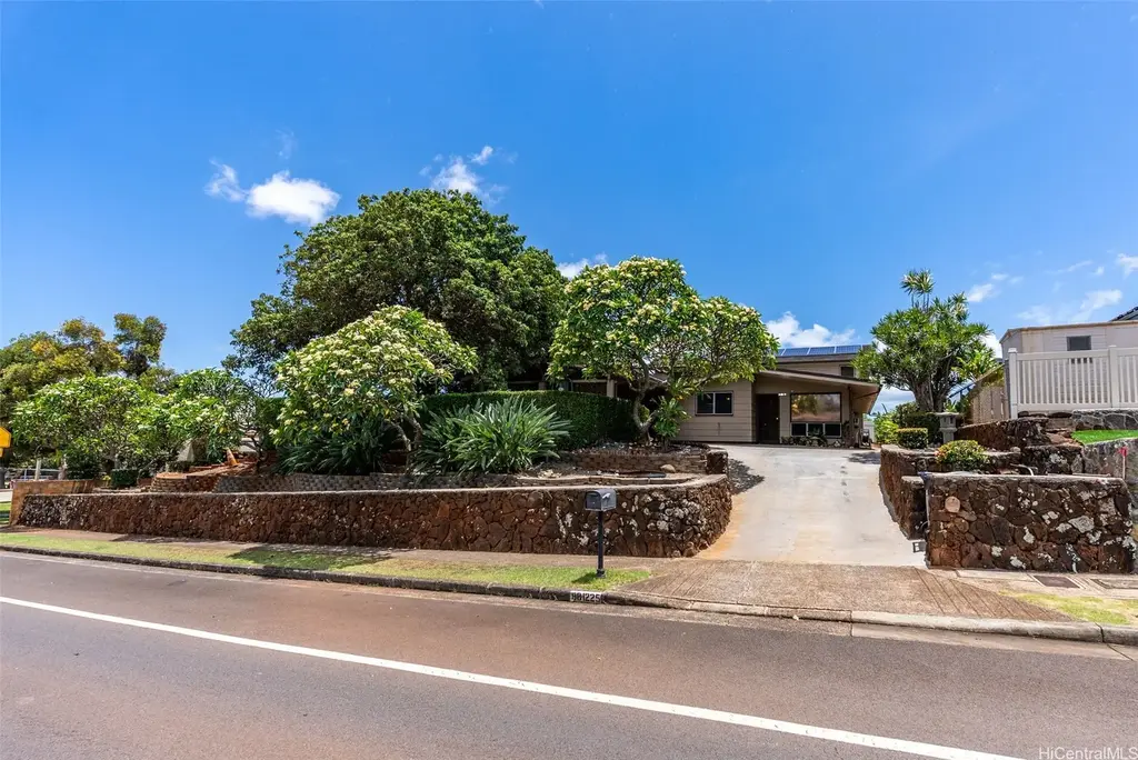 98-1225 Ulune Street, Aiea