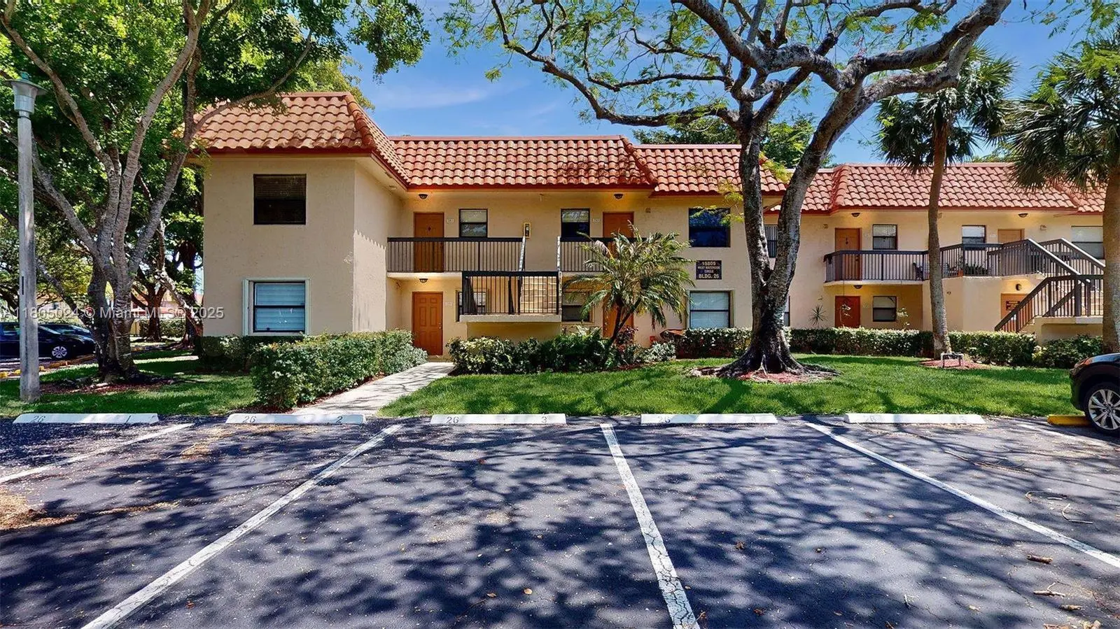 Photo of Listing #A11805024