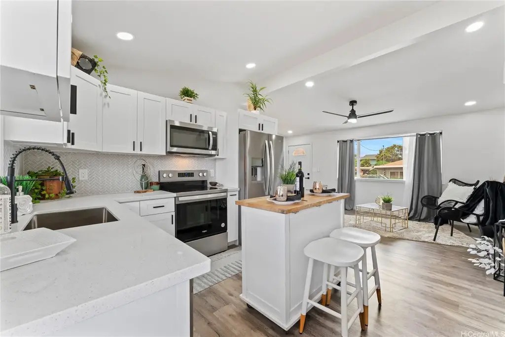 87-888 Waapuhi Street, Waianae