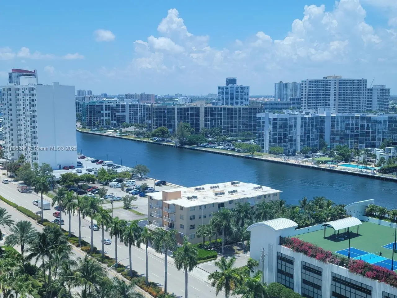 Photo of Listing #A11805304