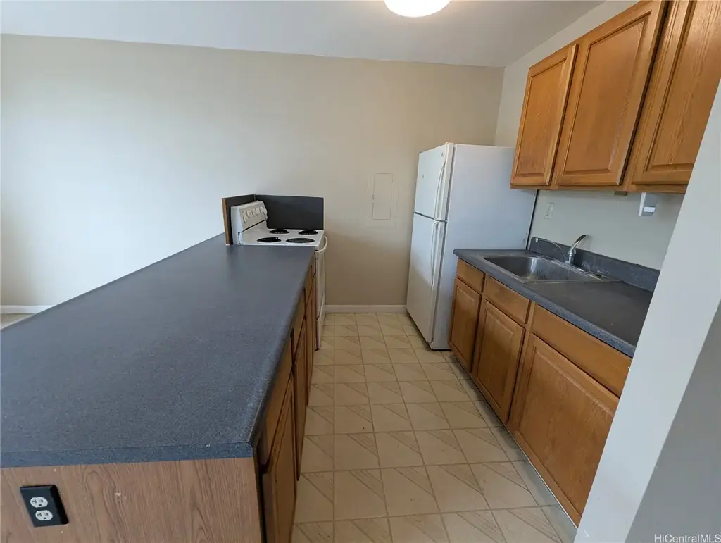 84-707 Kiana Place # 106b, Waianae