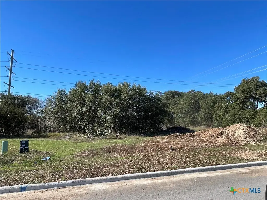 1901 Slade Drive, Salado