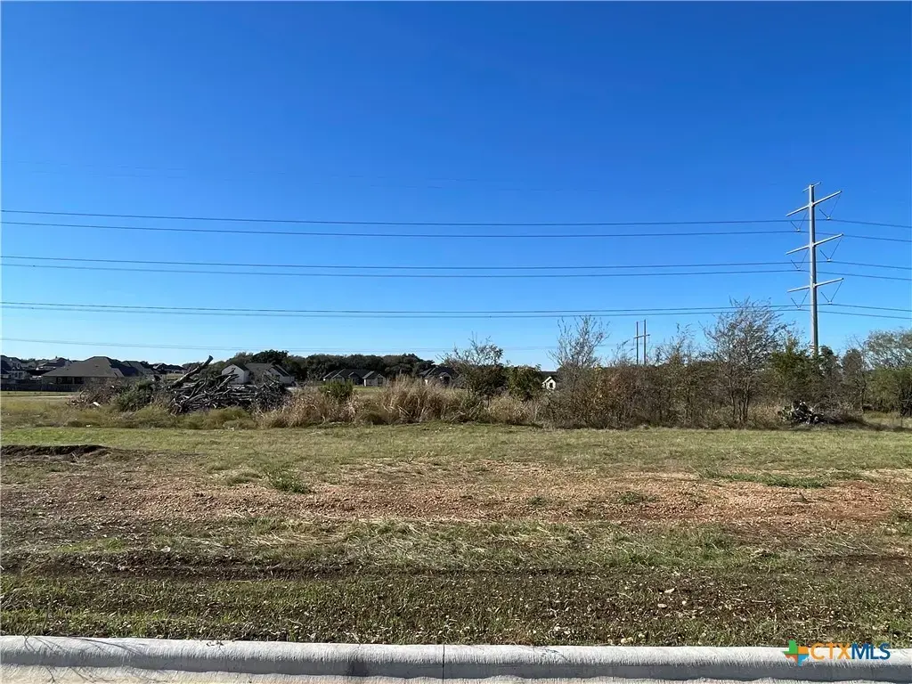 1919 Slade Drive, Salado