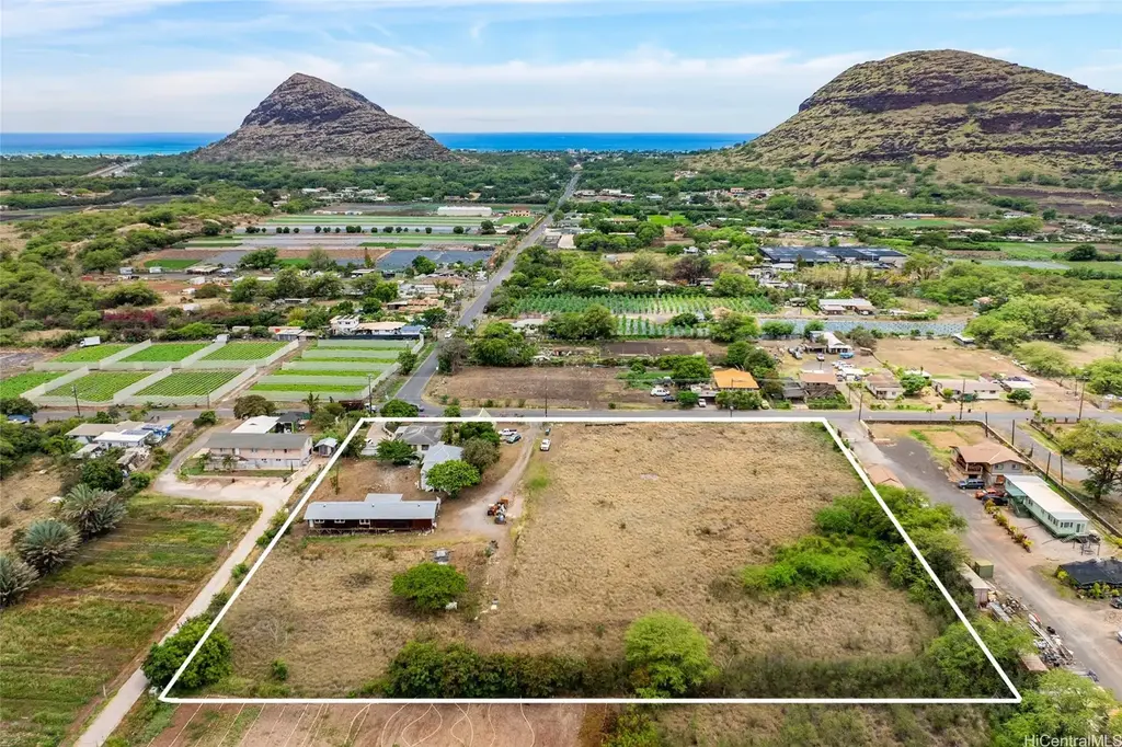 86-376 Puhawai Road, Waianae