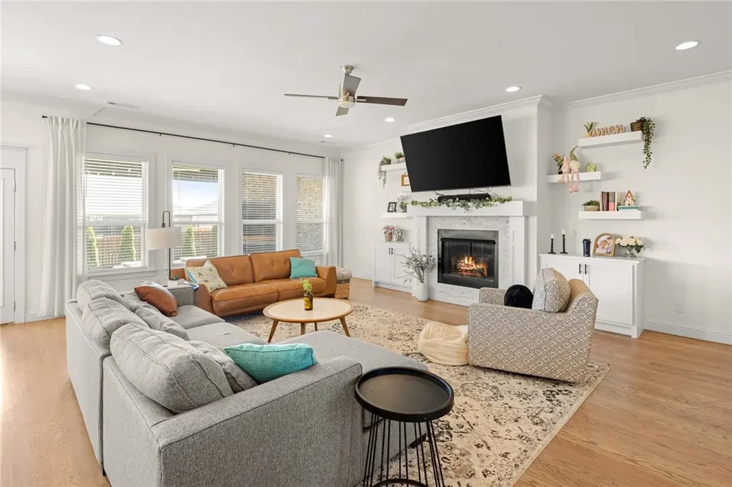 120 Bequette Lane, Centerton