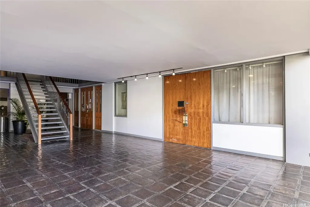 1750 Kalakaua Avenue # 112, Honolulu