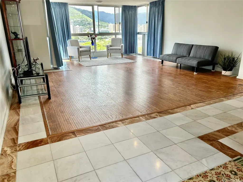 1624 Kanunu Street # 1208, Honolulu