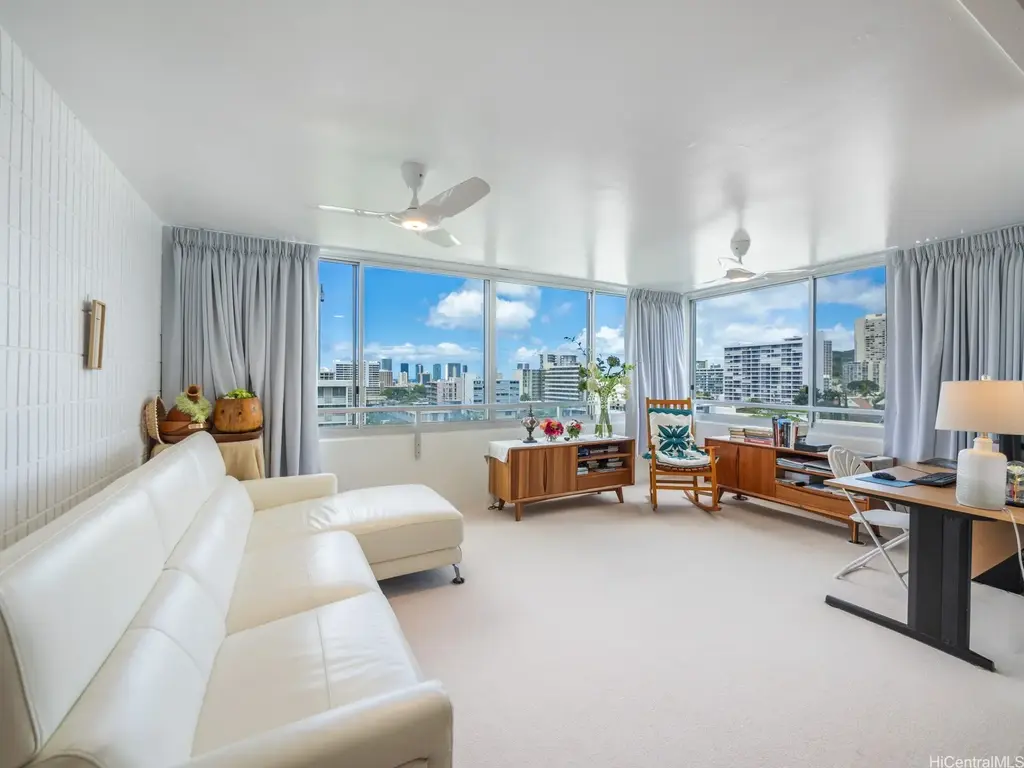 1545 Nehoa Street # 402, Honolulu