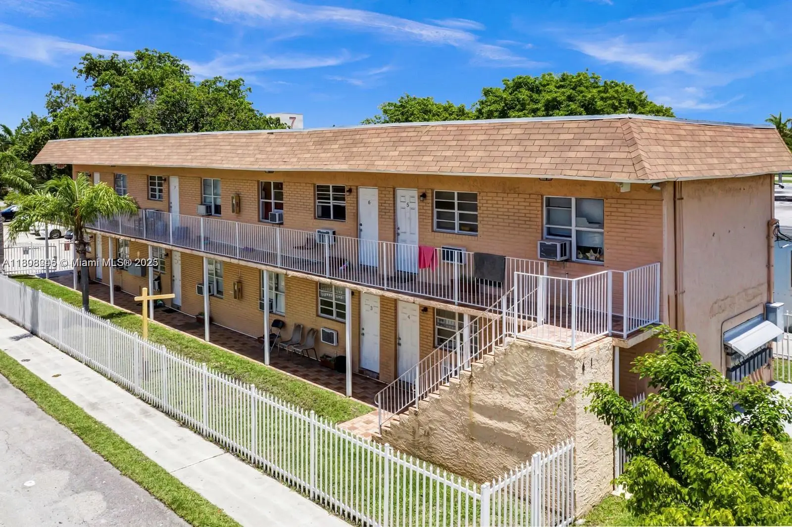 Photo of Listing #A11808245