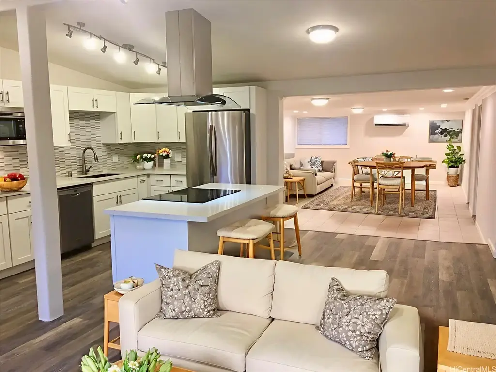 92-562 Akaula Street, Kapolei
