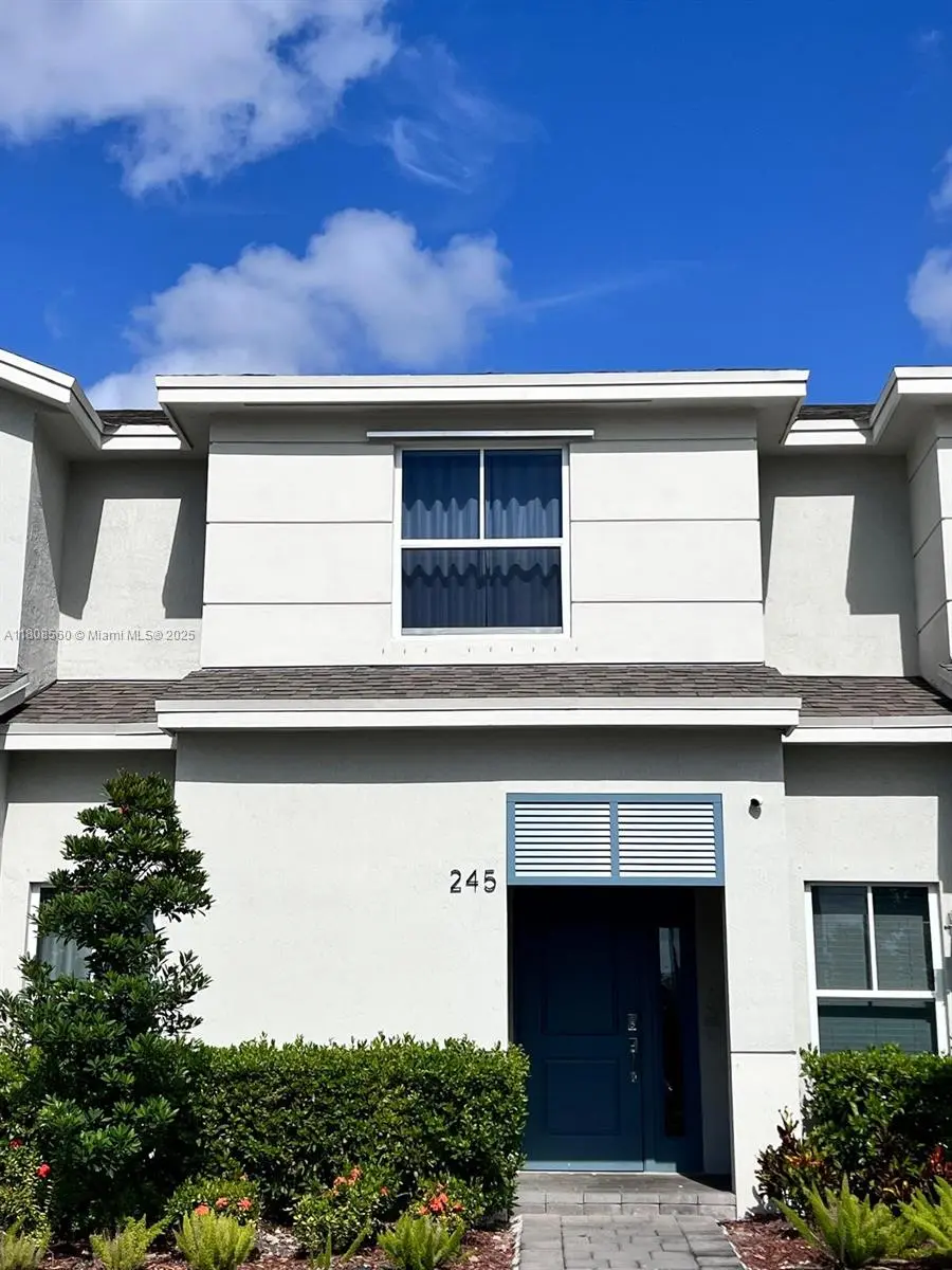 Photo of Listing #A11808560