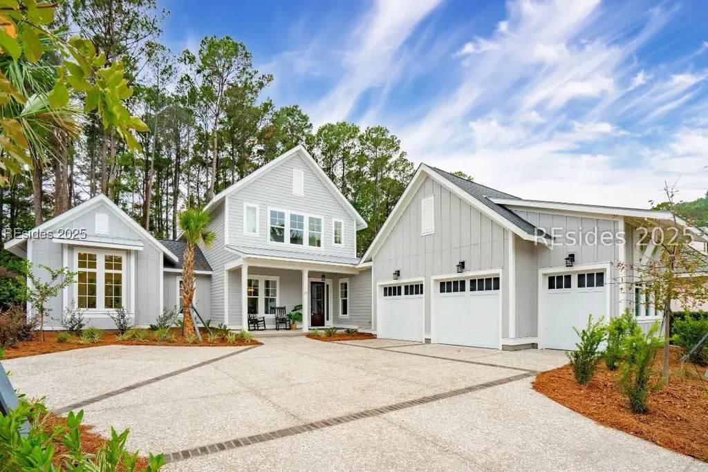 20 Bellereve Drive, Bluffton