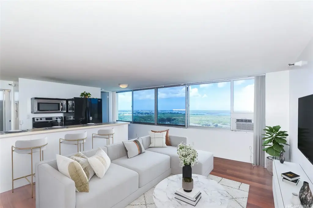 1060 Kamehameha Highway # 2303a, Pearl City