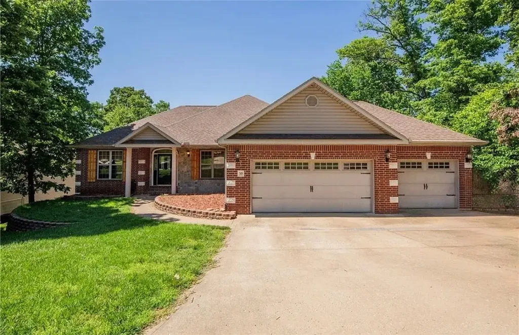 50 Lyndhurst Drive, Bella Vista