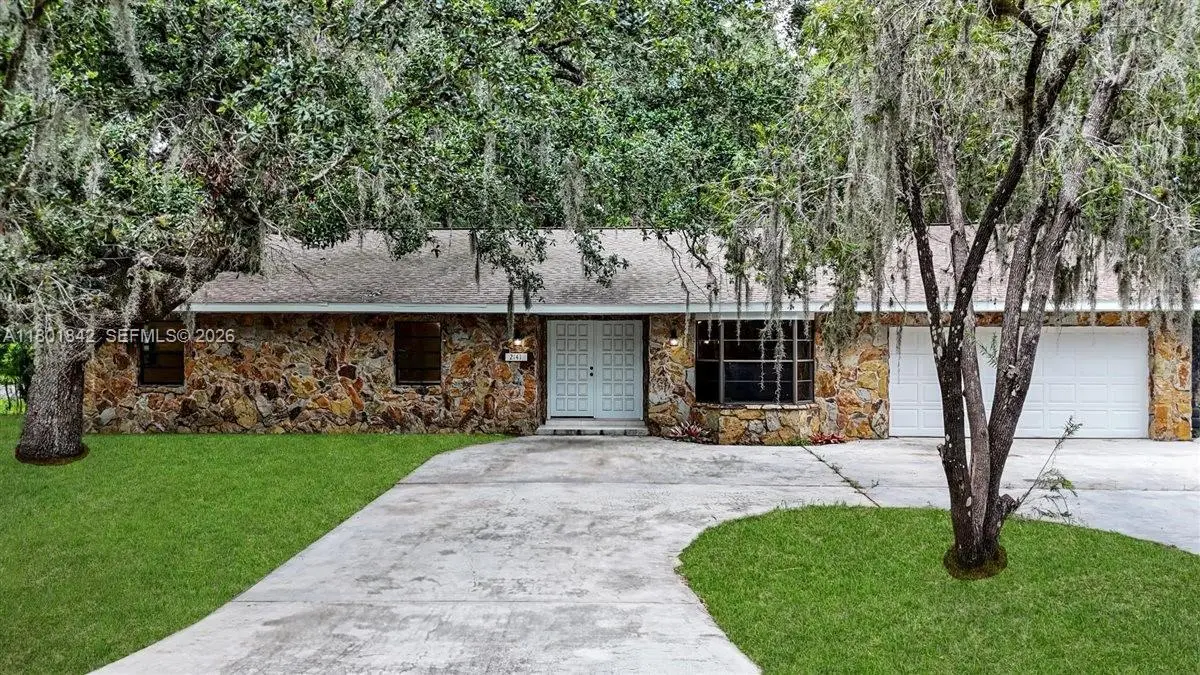 Photo of Listing #A11801842