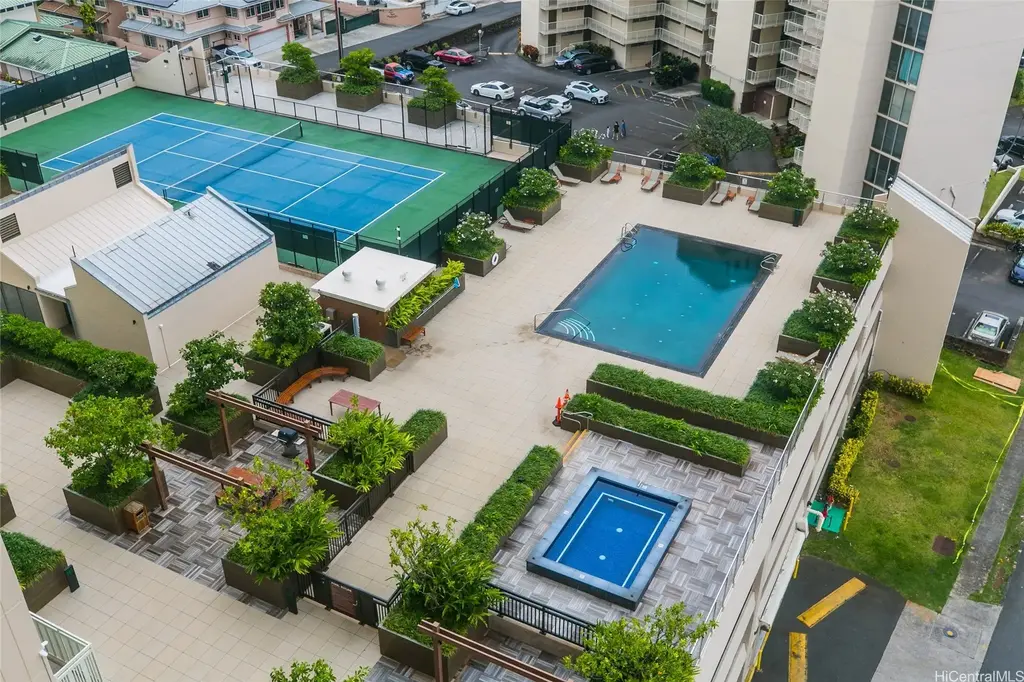 1717 Mott Smith Drive # 707, Honolulu