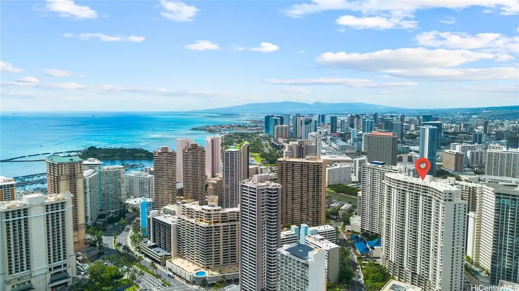 469 Ena Road # 901, Honolulu