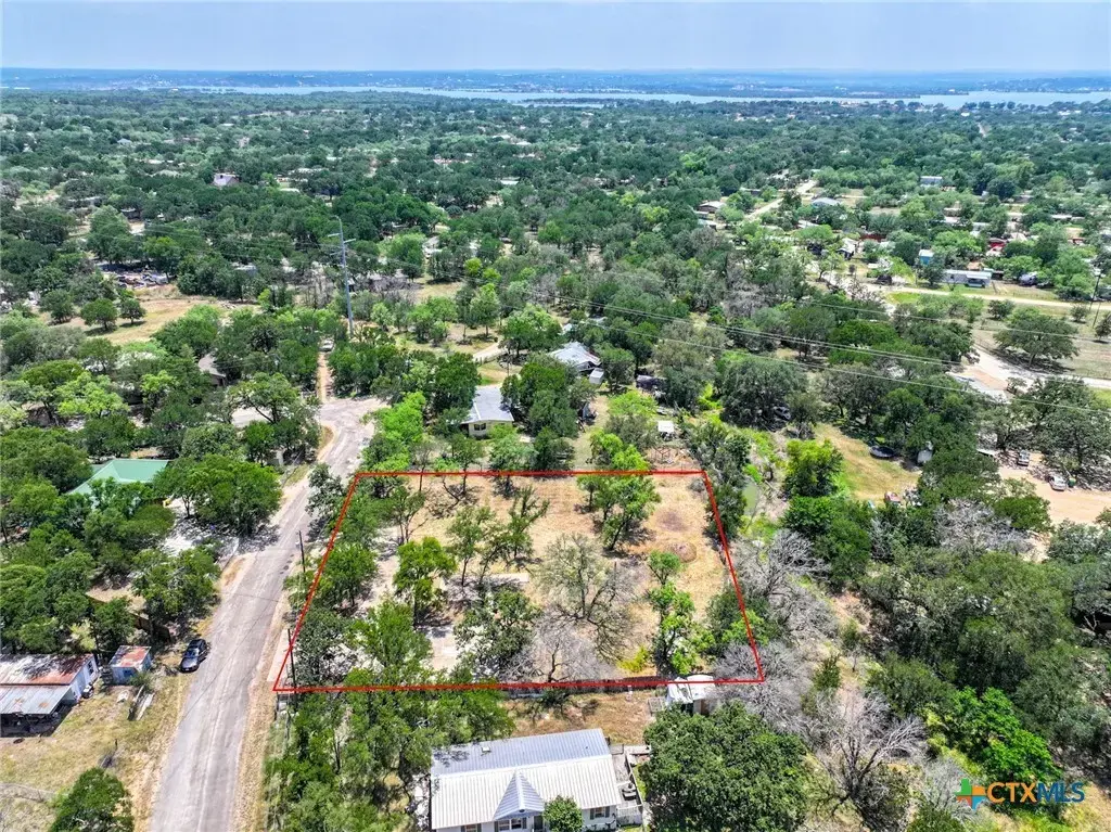 2805 Kingdom Drive, Marble Falls