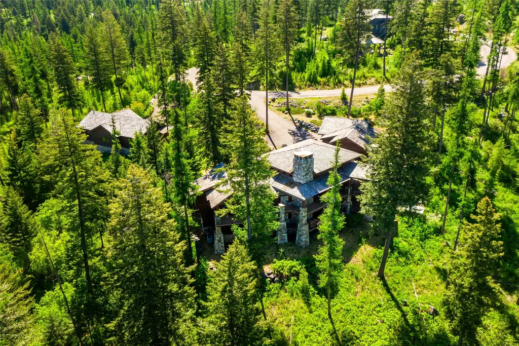 183 And 171 Chief Cliff Trail, Bigfork